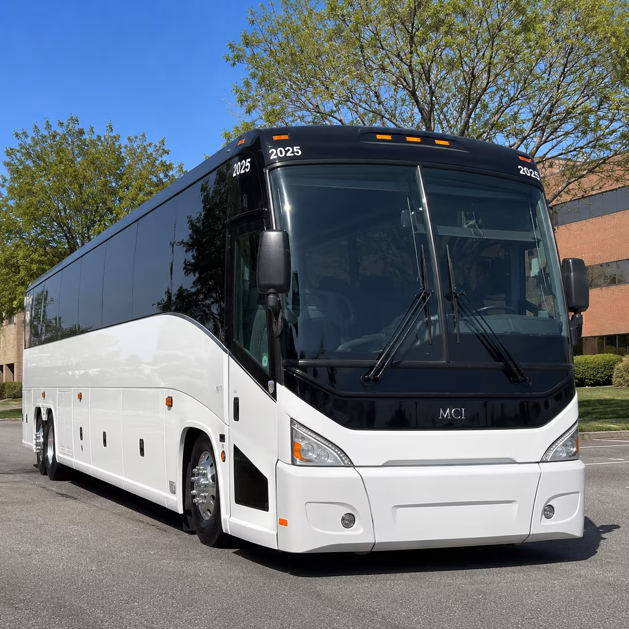 it s easy to book airport shuttles between kannapolis and charlotte douglas